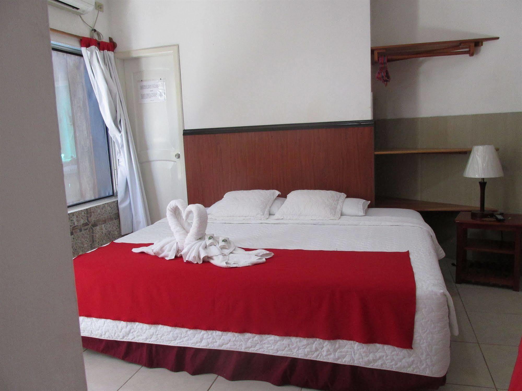Hotel La Gran Tortuga - ᯤ Starlink Puerto Villamil Luaran gambar