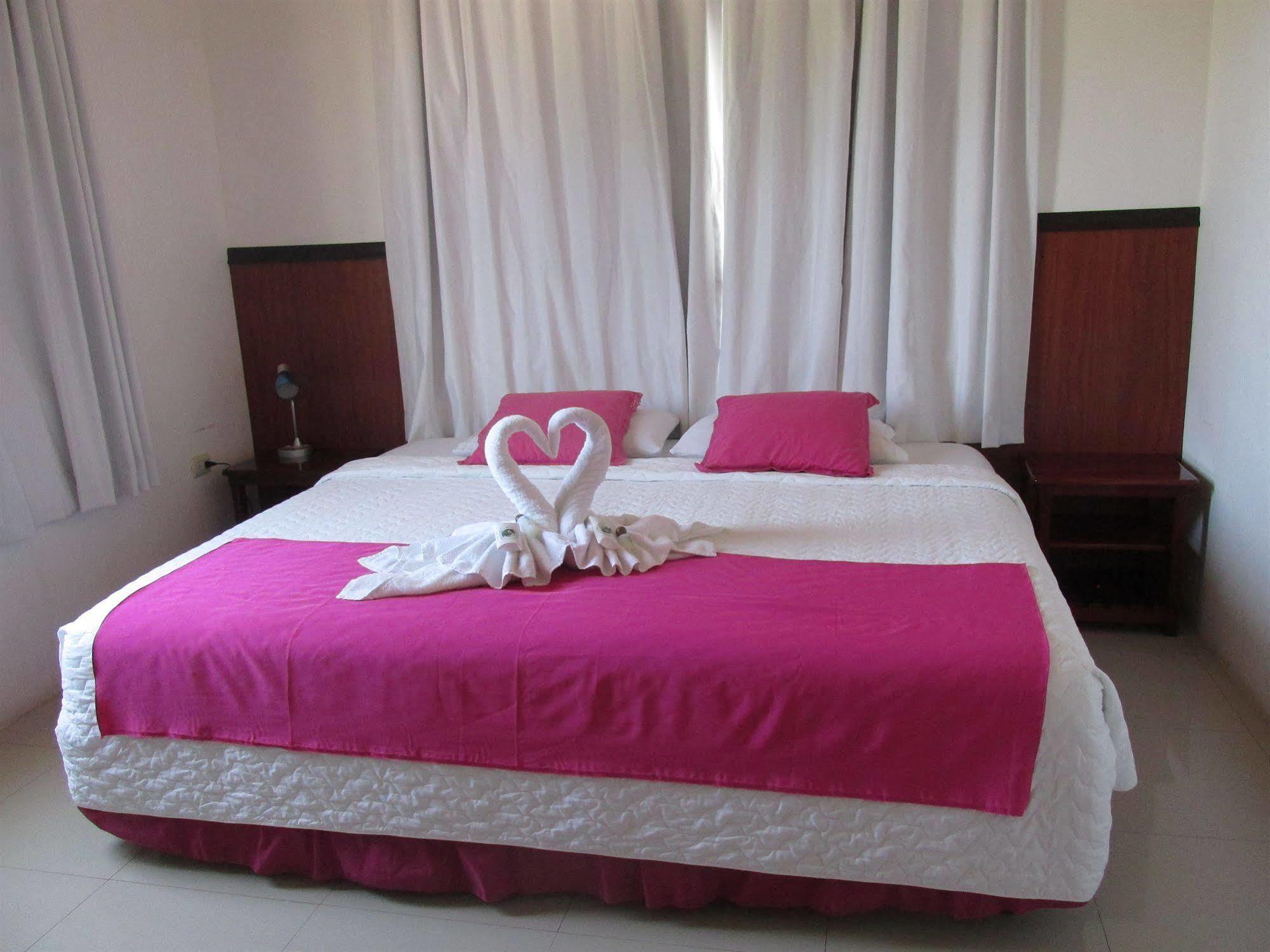 Hotel La Gran Tortuga - ᯤ Starlink Puerto Villamil Luaran gambar